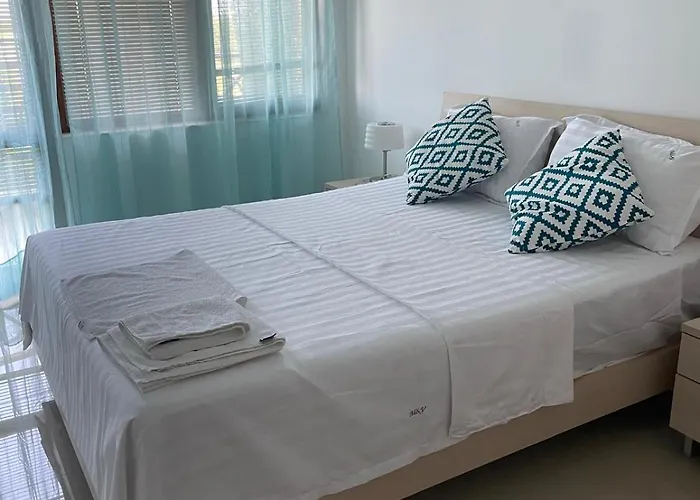 M&v House * 발치크