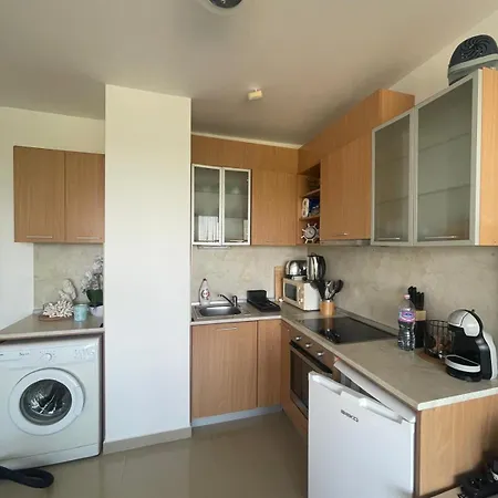 M&v House Apartment *